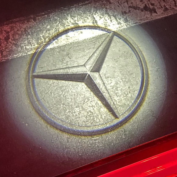 Meet your Posher, Ramon - Picture 1 of 1